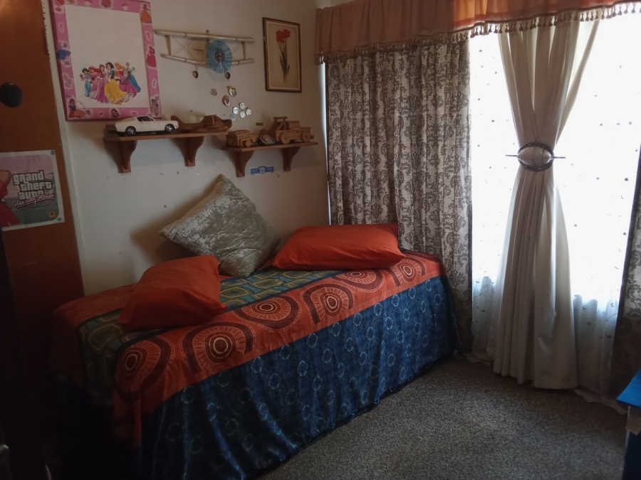 3 Bedroom Property for Sale in Roosheuwel North West